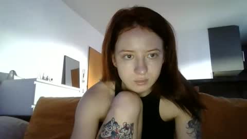 Snapshot of milananoir chatting on 27, 10, 2025 MilanaNoir online show from 27, 10, 2025