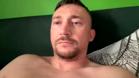 Snapshot of milanionery chatting on 8, 11, 2025 milanionery online show from 8, 11, 2025