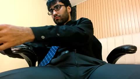 milanzaire online show from 10, 1, 2026