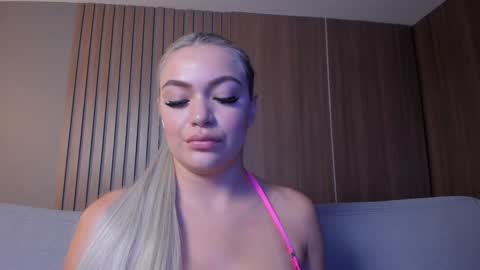 Sexy Mila  online show from 15, 1, 2025