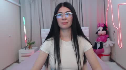 Snapshot of milasecretsss chatting on 16, 5, 2026 milasecretsss online show from 16, 5, 2026