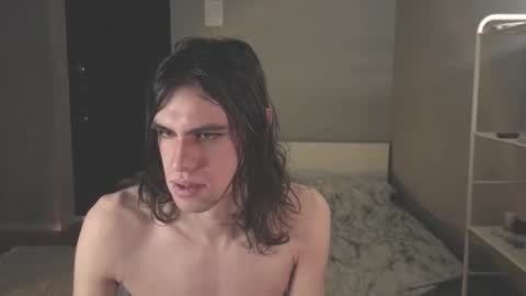 Mila online show from 9, 1, 2026