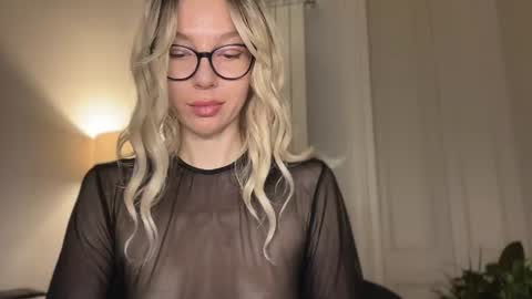 Mila online show from 17, 7, 2026