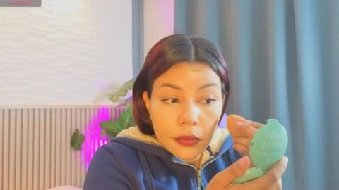 milena_lawson online show from 13, 4, 2026