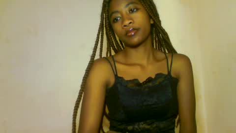 Snapshot of milennah chatting on 9, 6, 2026 milennah online show from 9, 6, 2026