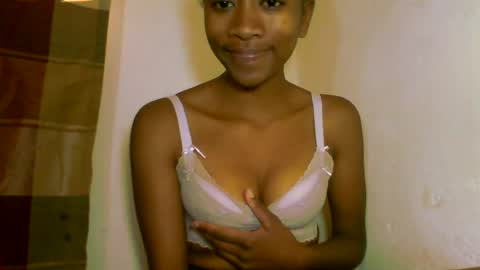 Snapshot of milennah chatting on 16, 7, 2026 milennah online show from 16, 7, 2026