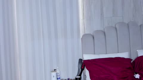 MILEY  online show from 4, 10, 2025