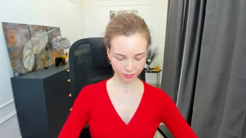 mileygloss online show from 24, 4, 2026