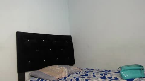 Anay velez online show from 12, 4, 2026