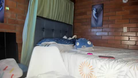 Victoria  online show from 31, 1, 2025