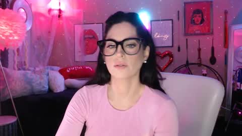 Snapshot of milf_lacey chatting on 15, 2, 2025 Milf Lacey online show from 15, 2, 2025