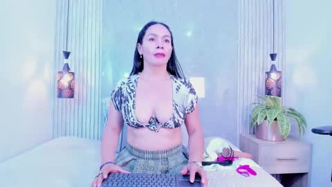 Snapshot of milf_luciana chatting on 26, 2, 2026 milf_luciana online show from 26, 2, 2026