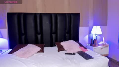 milf_meli online show from 27, 10, 2025