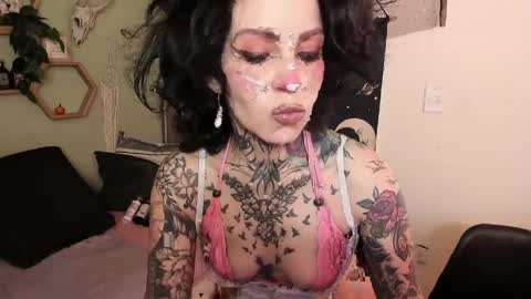 Isabella online show from 7, 4, 2026