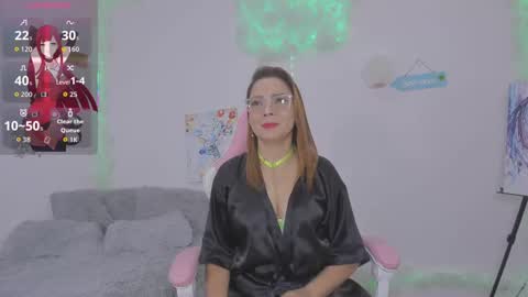 Snapshot of milfaaura chatting on 10, 10, 2025 Aura  online show from 10, 10, 2025