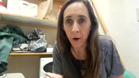 Snapshot of milfqueen831 chatting on 19, 12, 2024 Jessica and Roger online show from 19, 12, 2024