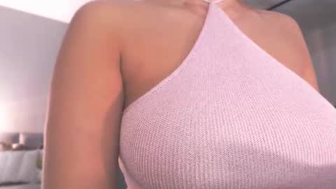 milk_bunny_ online show from 13, 3, 2026