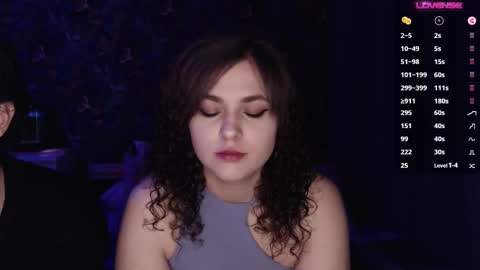 Stella and Neo online show from 11, 11, 2025