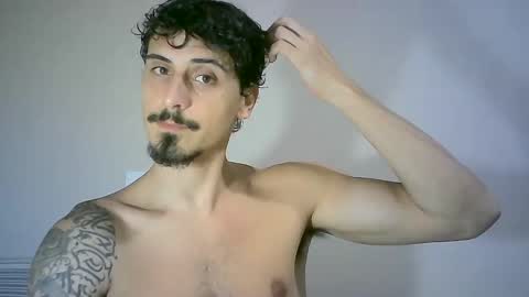 Snapshot of milkoffee chatting on 4, 12, 2024 milkoffee online show from 4, 12, 2024