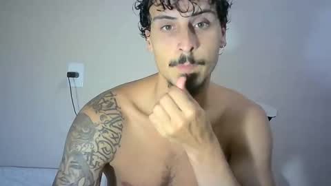 Snapshot of milkoffee chatting on 6, 1, 2025 milkoffee online show from 6, 1, 2025