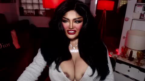 milkshakelavinia online show from 6, 1, 2025