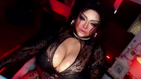 milkshakelavinia online show from 18, 2, 2025