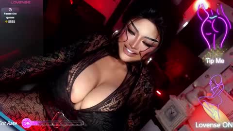 milkshakelavinia online show from 11, 3, 2025