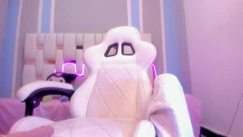 Snapshot of milkwhore1 chatting on 10, 2, 2026 Michelle online show from 10, 2, 2026