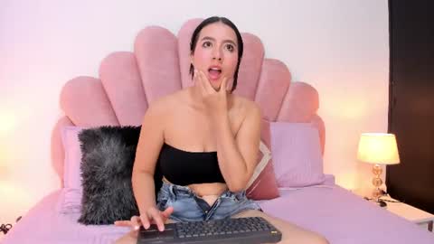 Snapshot of milky_majo chatting on 21, 7, 2026 milky_majo online show from 21, 7, 2026