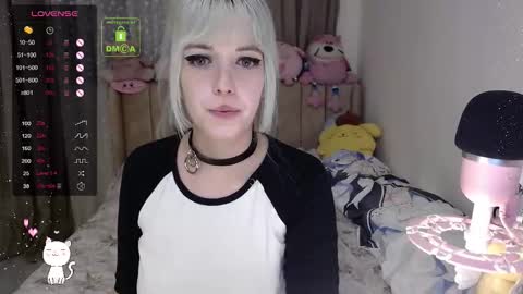 Snapshot of milkybunnyy chatting on 31, 10, 2025  Novaleigh Nyan  online show from 31, 10, 2025