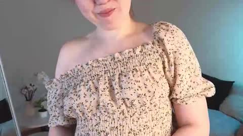 Snapshot of milkyshowproject chatting on 14, 3, 2026 Ula online show from 14, 3, 2026