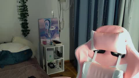 Milla online show from 2, 12, 2024