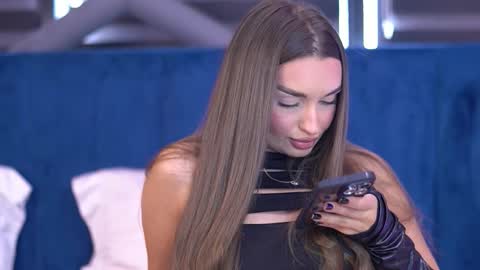 Snapshot of millaserene chatting on 11, 9, 2025 Milla online show from 11, 9, 2025