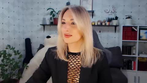 MillaXQueen online show from 24, 3, 2026