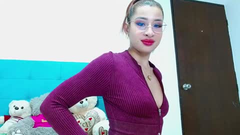 Aleja online show from 3, 2, 2025