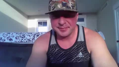 Snapshot of millertimenow34 chatting on 27, 2, 2026 millertime feet bigcock hairy straight muscles online show from 27, 2, 2026