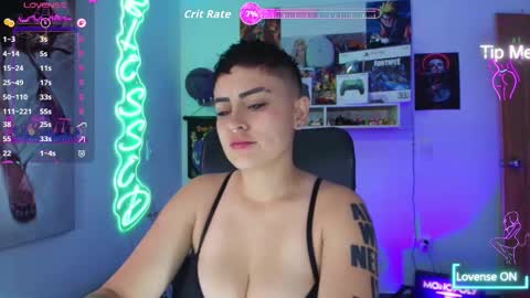 Im girl my name is Johana  online show from 28, 11, 2025