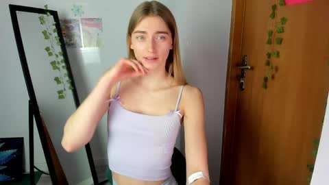 millie_lacroix online show from 30, 4, 2026