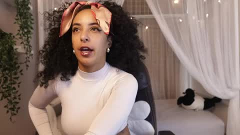 millie_volturi online show from 27, 5, 2026