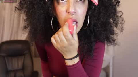 millie_volturi online show from 30, 5, 2026