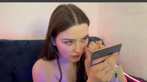Snapshot of milliedoll chatting on 14, 9, 2025 Millie online show from 14, 9, 2025