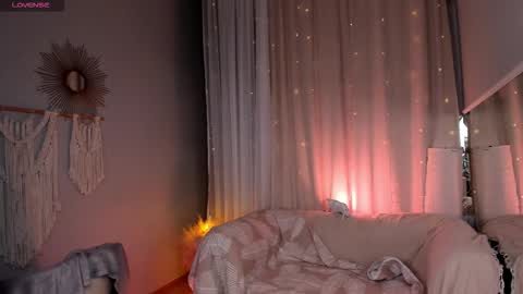 milliminimouse online show from 3, 3, 2026