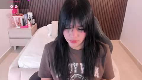 Snapshot of millyevans1 chatting on 16, 7, 2026 millyevans1 online show from 16, 7, 2026