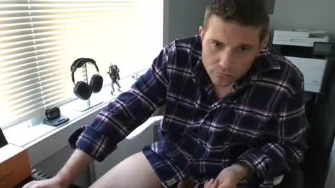 milo_uncensored online show from 21, 10, 2025