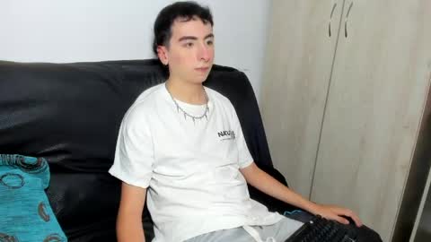 milogm_ online show from 25, 5, 2026