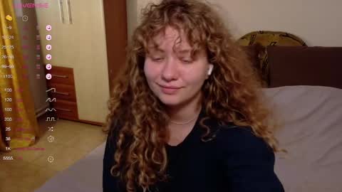 milounee online show from 16, 4, 2026