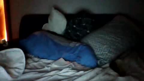 Snapshot of milten1987 chatting on 24, 1, 2025 milten1987 online show from 24, 1, 2025