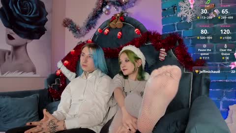 Snapshot of milten_trish chatting on 16, 12, 2024 milten_trish online show from 16, 12, 2024