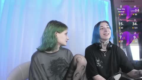 Snapshot of milten_trish chatting on 21, 1, 2025 milten_trish online show from 21, 1, 2025