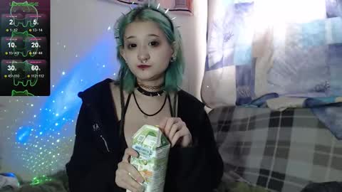 Snapshot of milten_trish chatting on 13, 9, 2025 milten_trish online show from 13, 9, 2025